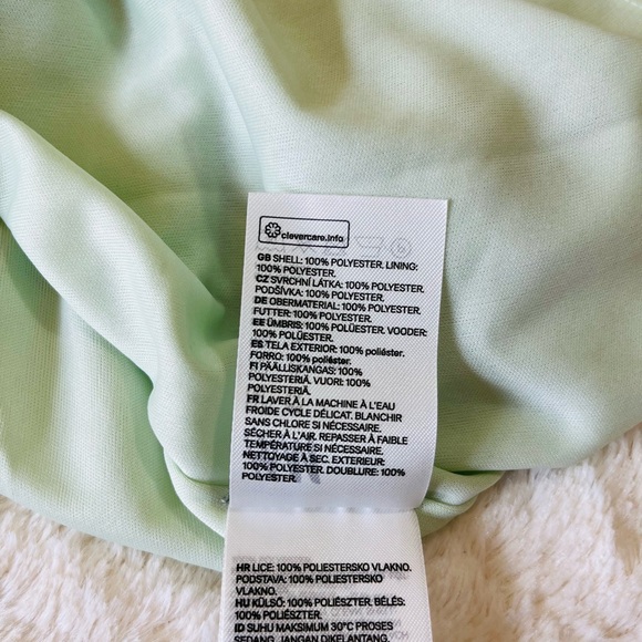 H&M spring and summer dress size 12 - Picture 6 of 6